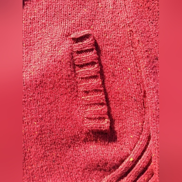 Cynthia Rowley Burgundy Turtleneck Sweater, Size Large, 50% Wool, Rounde… - Picture 12 of 12